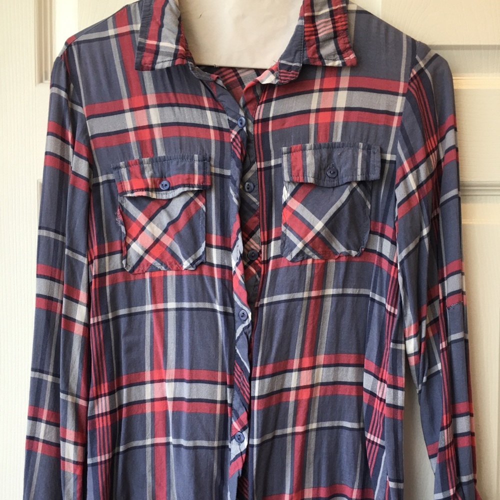 Nice button down blouse.